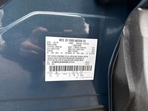 Used 2019 Ford Edge Titanium w/ Cold Weather Package image 21