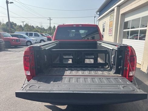 Used 2019 RAM 1500 Tradesman image 11