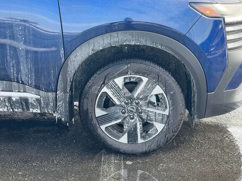 New 2026 Nissan Kicks SV w/ SV Premium Package image 17