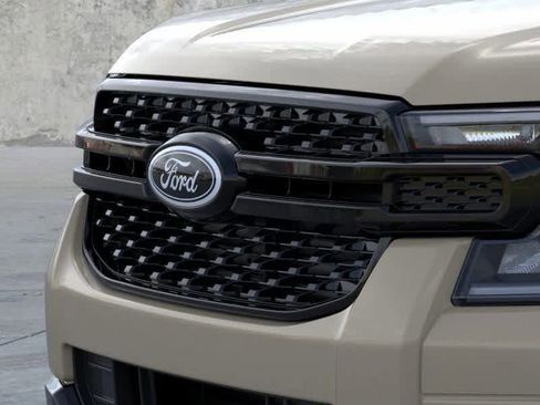 New 2025 Ford Ranger XLT w/ Equipment Group 301A High image 17