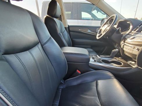 Used 2019 INFINITI QX60 Luxe w/ Essential Package AWD/4WD image 4