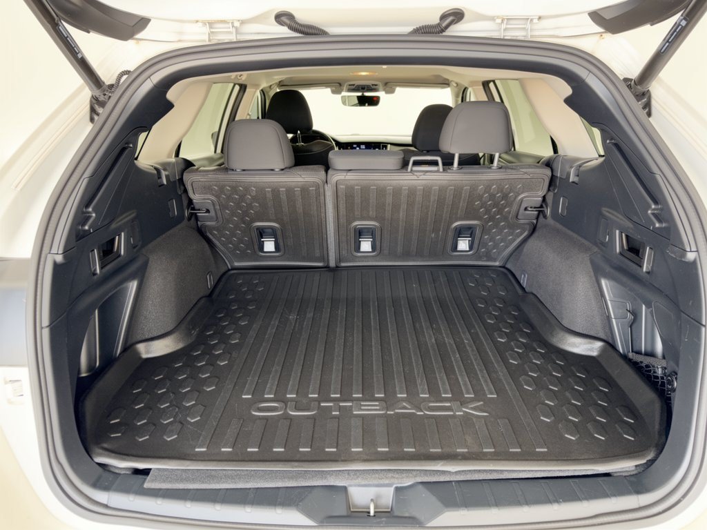Used 2021 Subaru Outback Premium AWD/4WD image 28