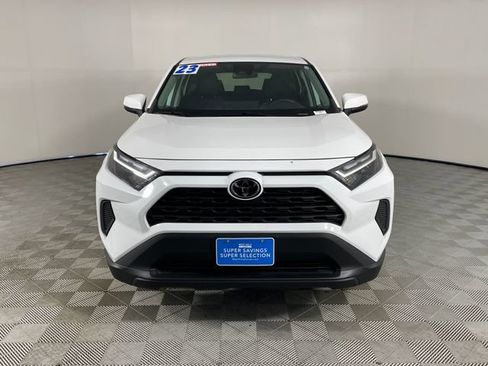 Used 2023 Toyota RAV4 LE AWD/4WD image 18