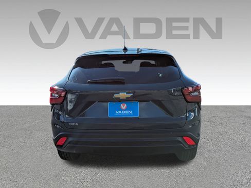 New 2026 Chevrolet Trax LS w/ LS Convenience Package image 25