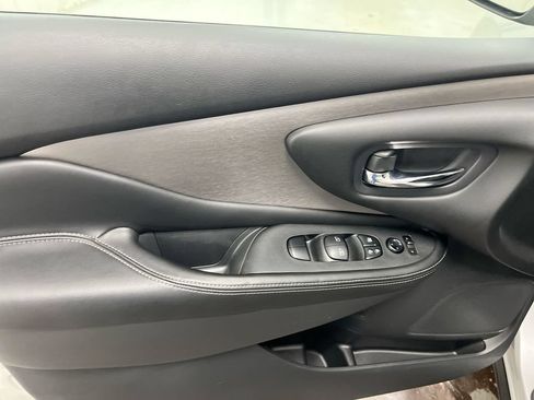 Used 2023 Nissan Murano S AWD/4WD image 20