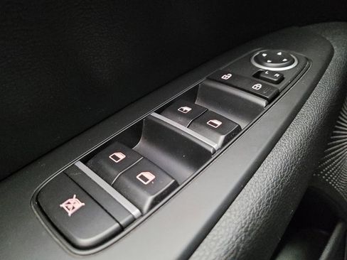 Used 2024 Kia Forte LXS FWD image 27