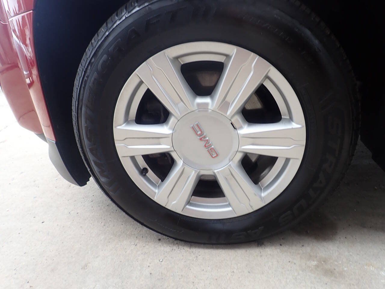Used 2015 GMC Terrain SLE AWD/4WD image 34