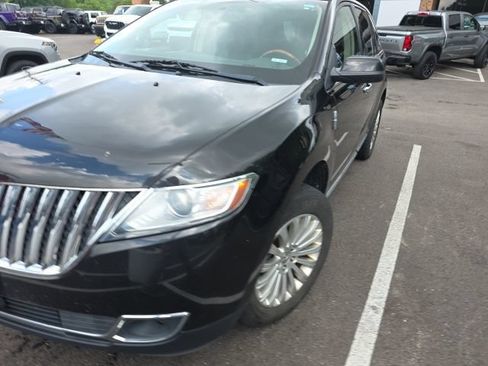 Used 2013 Lincoln MKX FWD w/ Wood Pkg image 10