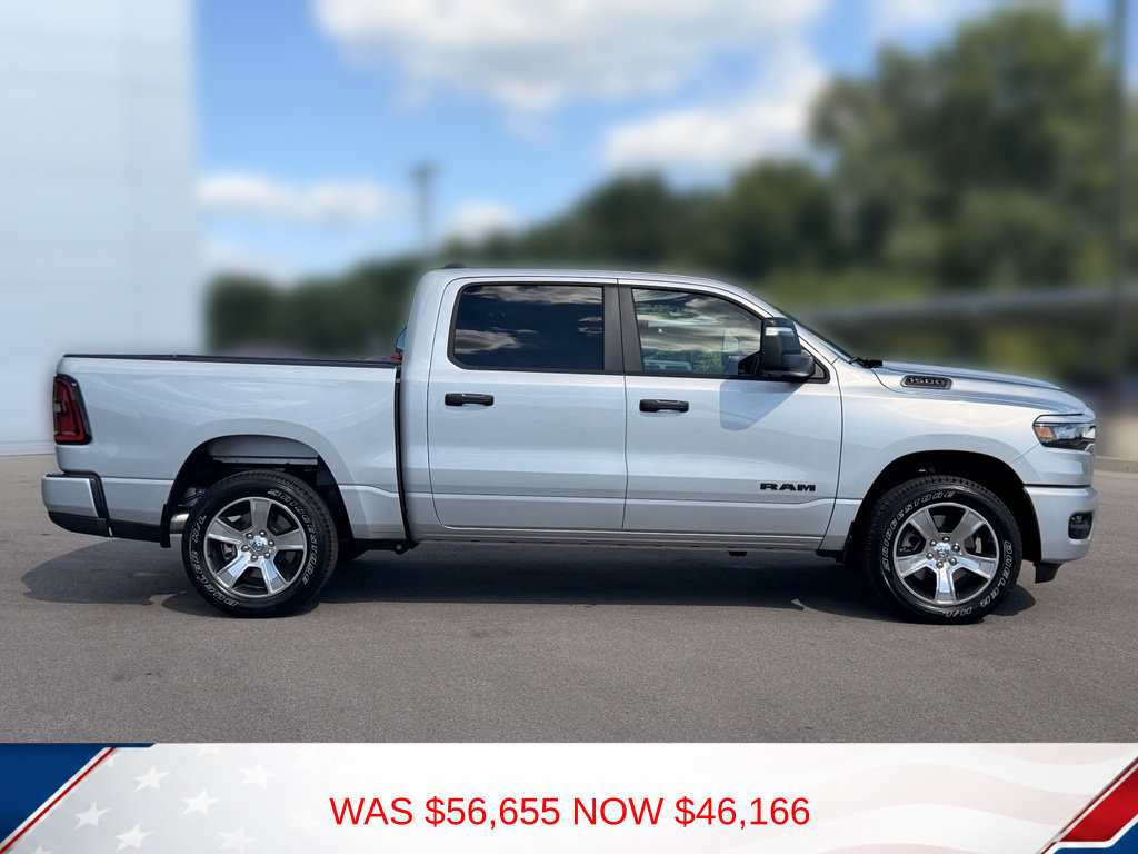 New 2026 RAM 1500 Express AWD/4WD image 4