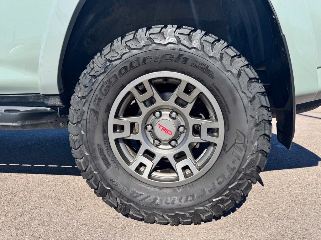 Used 2023 Toyota 4Runner TRD Off-Road Premium w/ Off Road Premium Plus Package AWD/4WD image 27