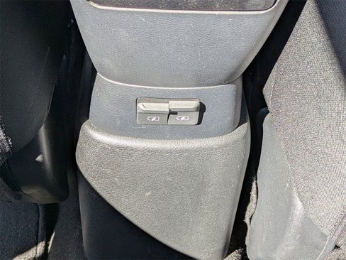 Used 2023 Nissan Kicks S image 14