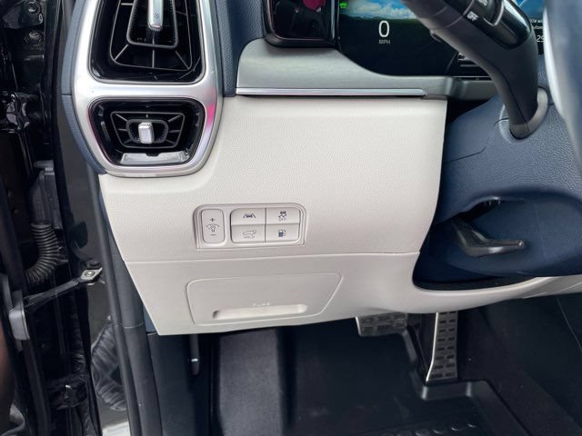 Used 2023 Kia Sorento SX Prestige AWD/4WD image 12