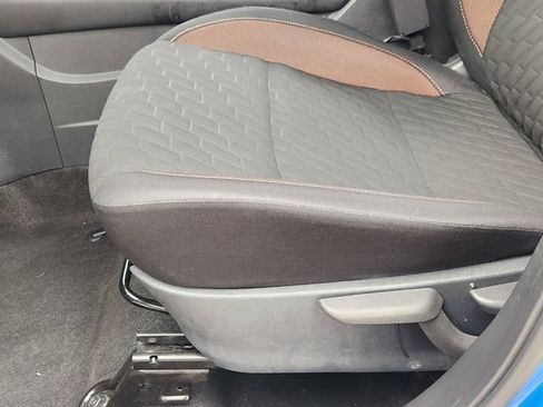 Used 2023 Nissan Kicks SR w/ Interior Electronics Package FWD image 18