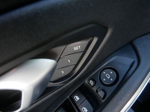 Used 2021 BMW 330i xDrive Sedan w/ Convenience Package image 15