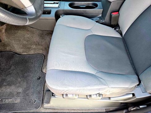 Used 2012 Nissan Xterra S image 11