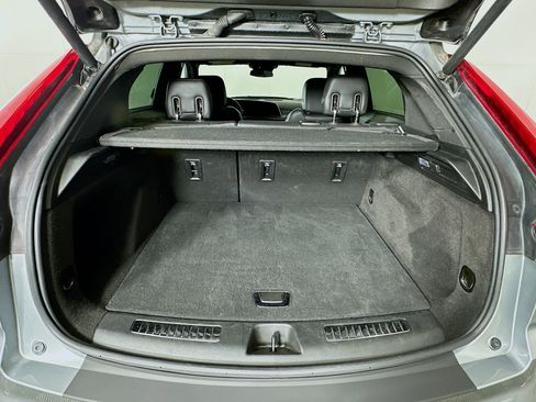 Used 2024 Cadillac XT4 Premium Luxury image 27