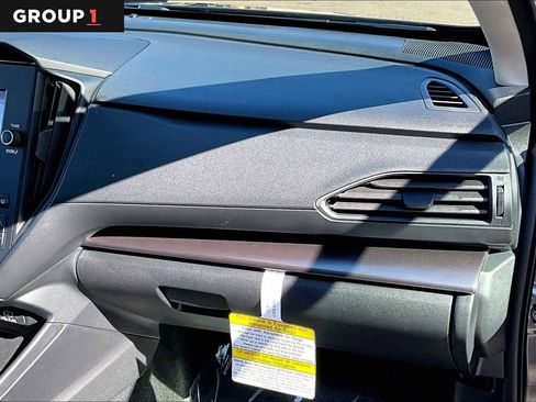 Used 2025 Subaru Impreza 2.0i image 17