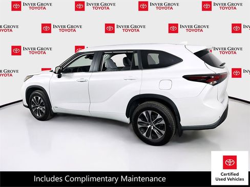 Certified 2026 Toyota Highlander XLE AWD/4WD image 7