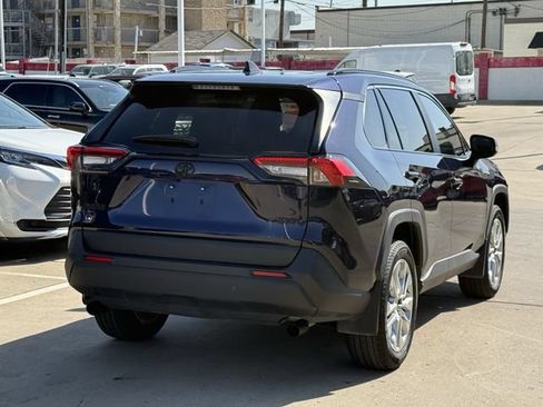 Used 2024 Toyota RAV4 XLE Premium FWD image 4