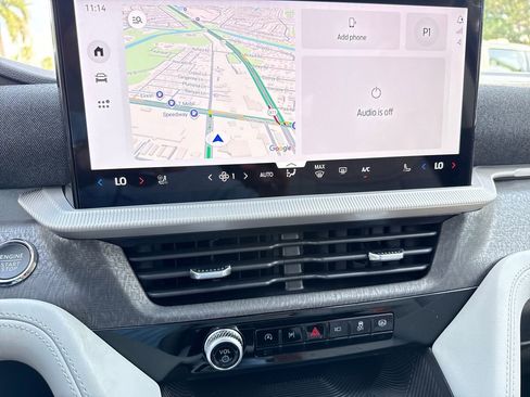 New 2026 Ford Explorer Platinum image 10