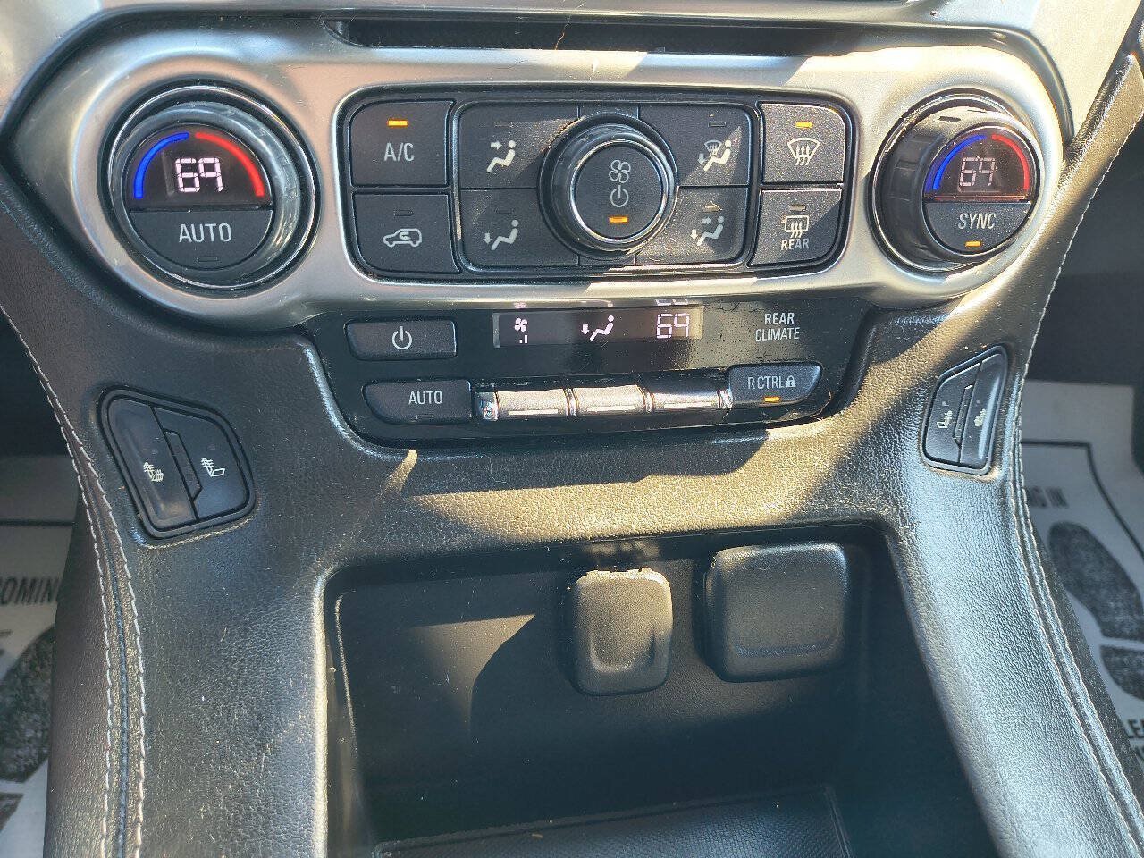 Used 2019 Chevrolet Tahoe LT AWD/4WD image 29