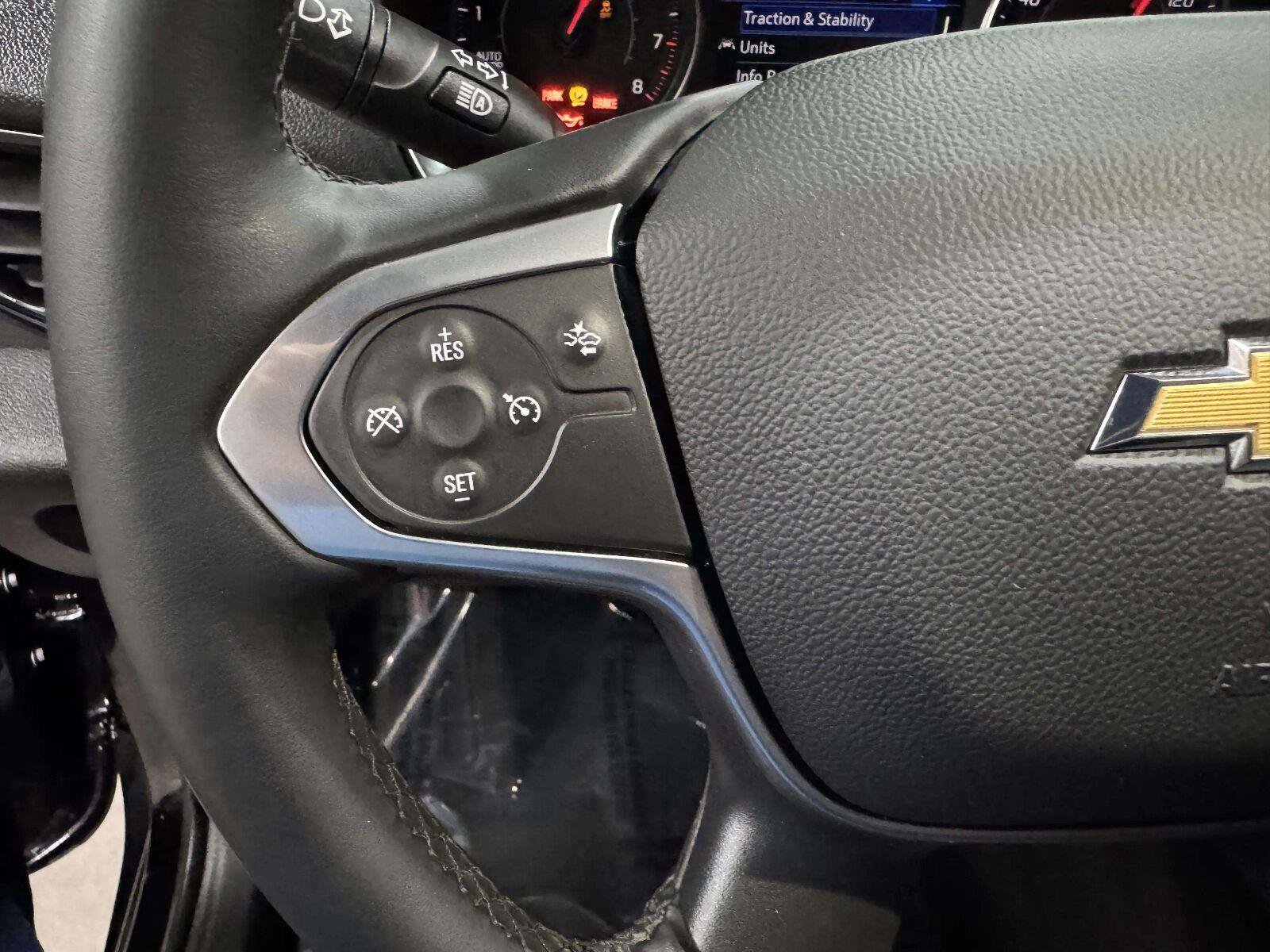 Used 2023 Chevrolet Traverse LT AWD/4WD image 27