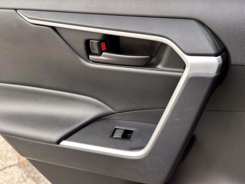 Certified 2020 Toyota RAV4 LE w/ All Weather Liner Package image 22