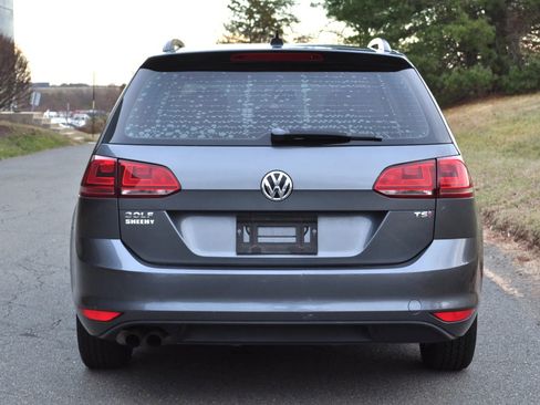 Used 2015 Volkswagen Golf S image 4