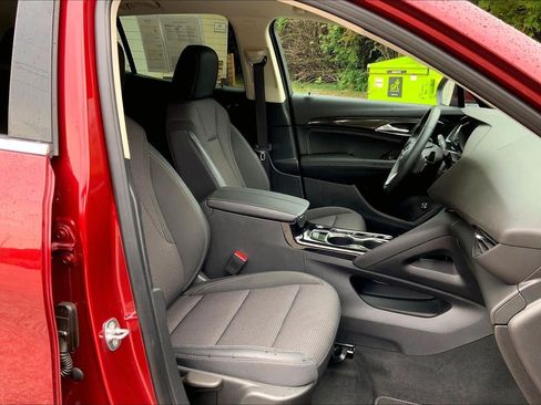 Used 2023 Buick Envision Preferred FWD image 7