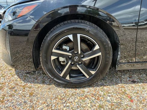 Used 2025 Nissan Sentra SV FWD image 23
