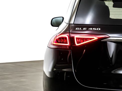 Used 2022 Mercedes-Benz GLE 450 4MATIC image 16