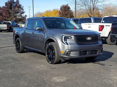 New 2025 Ford Maverick Lobo image 2