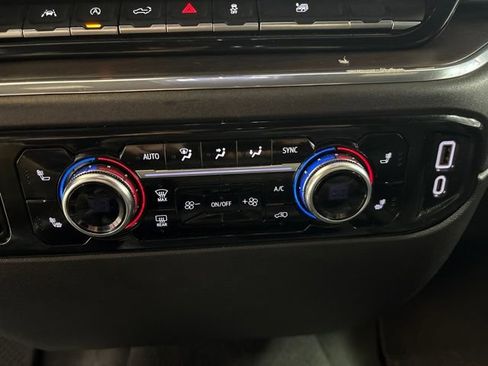 Used 2025 GMC Sierra 1500 SLT RWD image 26