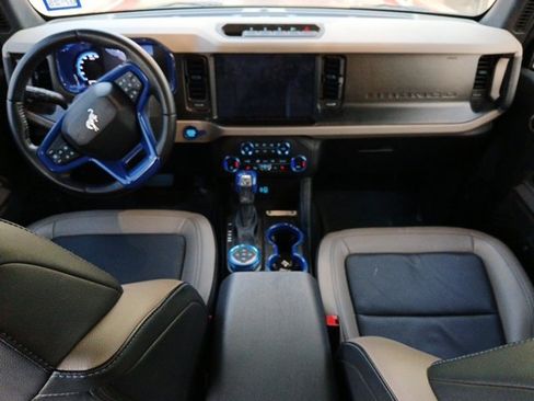 Certified 2023 Ford Bronco Wildtrak image 15