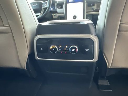 Certified 2024 Ford Expedition Max Limited AWD/4WD image 24