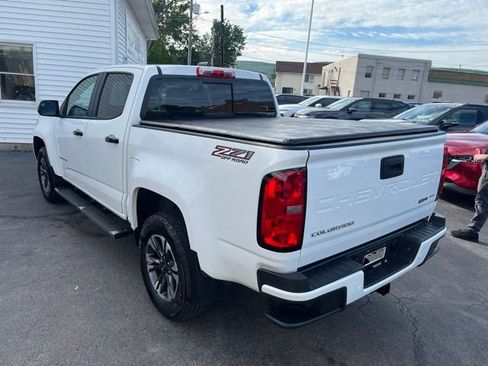 Used 2022 Chevrolet Colorado Z71 AWD/4WD image 5