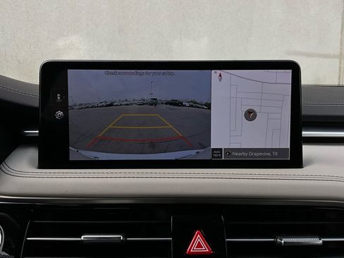 Used 2025 Genesis G70 2.5T image 33