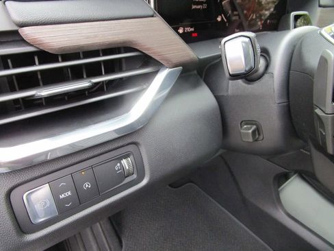 New 2026 GMC Acadia Denali image 29