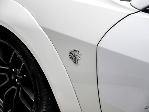 Used 2018 Dodge Challenger SRT Hellcat RWD image 45