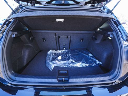 Used 2024 Volkswagen GTI Autobahn image 45