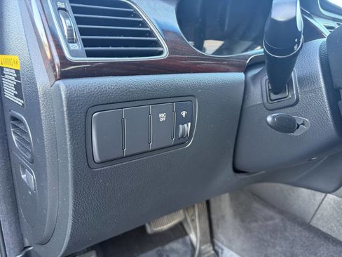 Used 2012 Hyundai Genesis 3.8 image 20