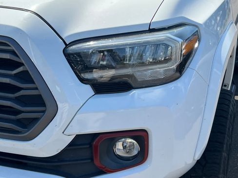 Used 2021 Toyota Tacoma TRD Sport w/ Technology Package AWD/4WD image 11