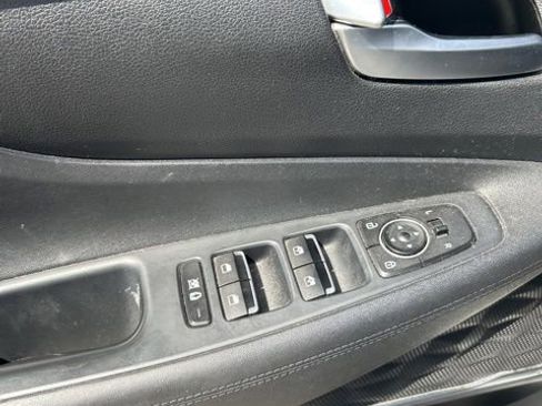 Used 2020 Hyundai Santa Fe SEL w/ Convenience Package AWD/4WD image 13
