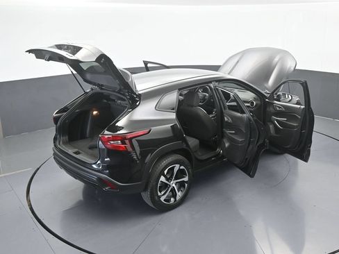 Used 2025 Chevrolet Trax RS w/ Driver Confidence Package FWD image 63