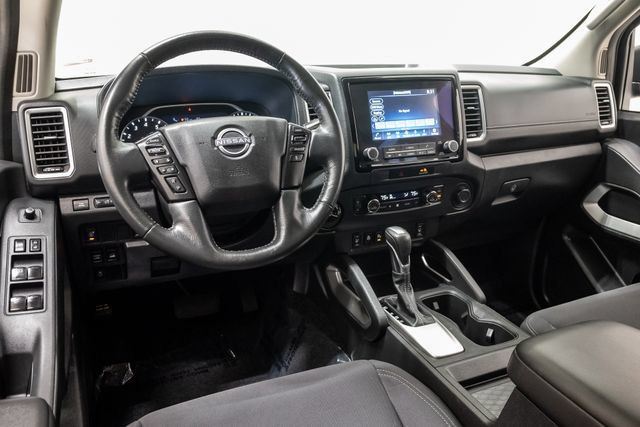 Used 2023 Nissan Frontier SV w/ SV Convenience Package AWD/4WD image 7