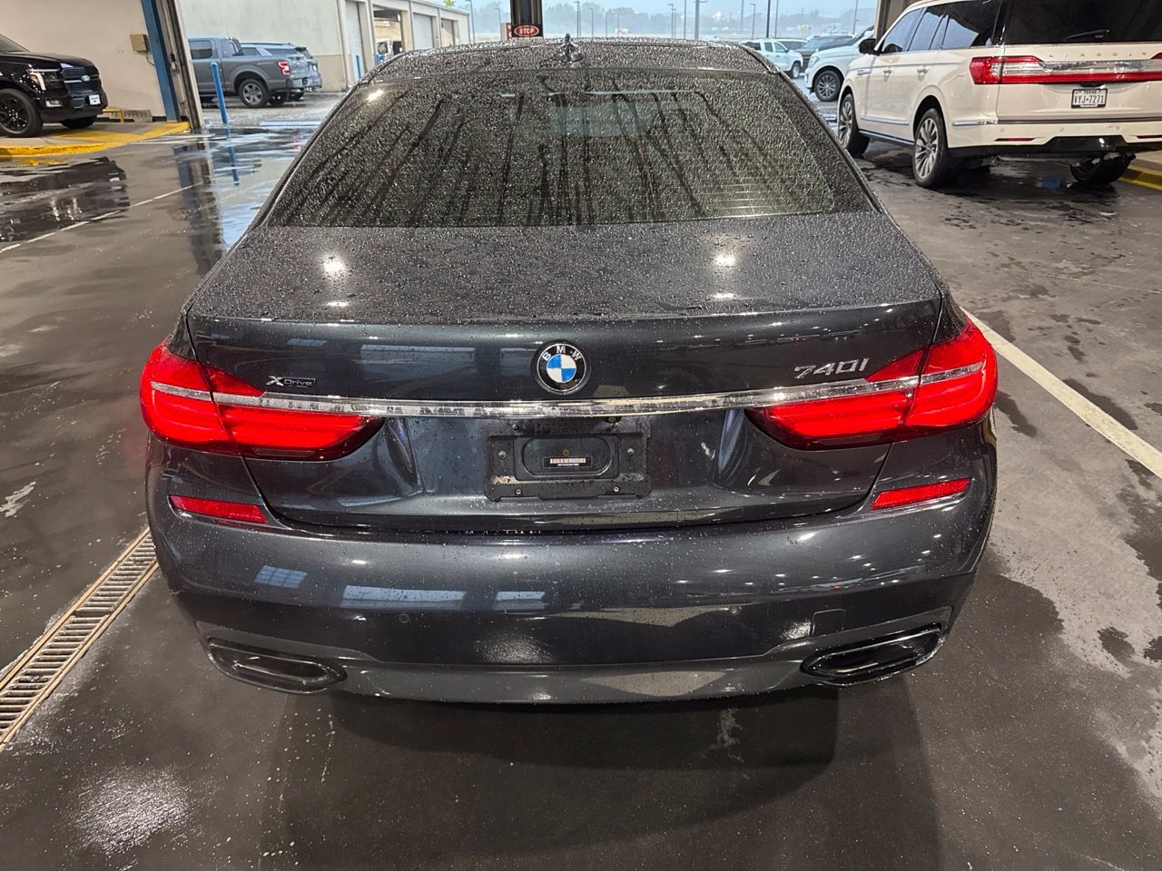 Used 2019 BMW 740i xDrive w/ Executive Package AWD/4WD image 9