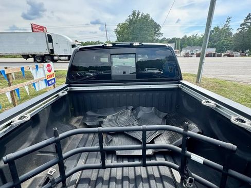 Used 2019 Nissan Titan Platinum Reserve AWD/4WD image 21