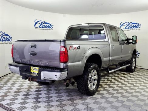 Used 2012 Ford F250 Lariat w/ Lariat Ultimate Pkg image 6