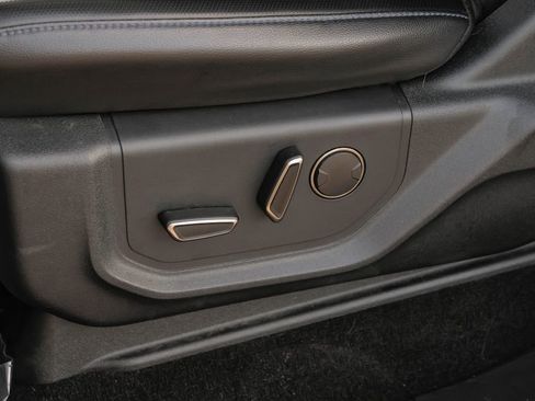 Used 2020 Ford F150 Raptor w/ Equipment Group 802A Luxury image 41