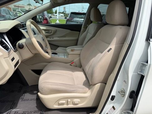 Used 2017 Nissan Murano SV FWD image 11
